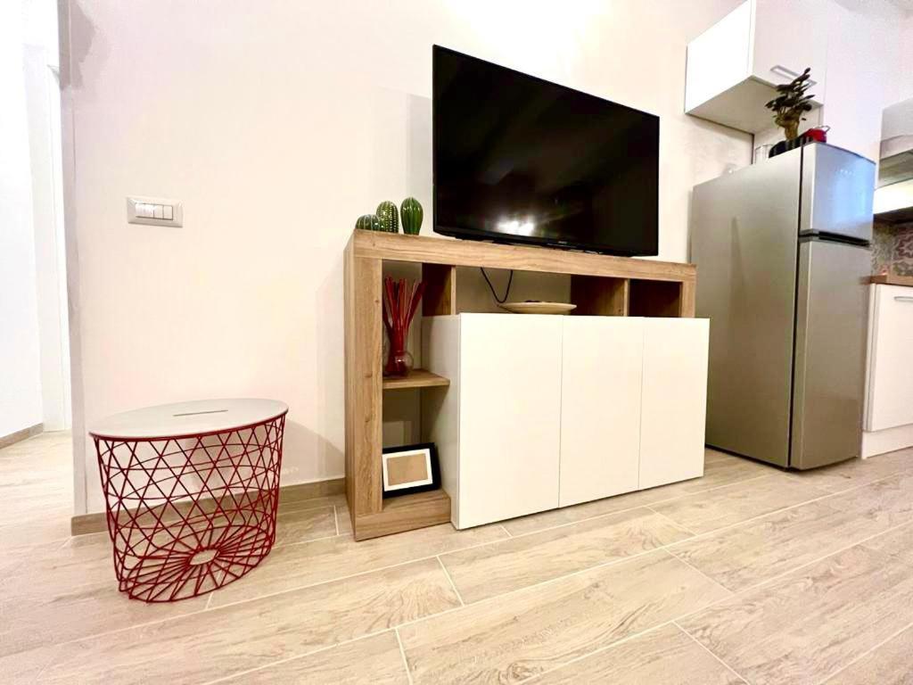Guest House Mamy โรม ภายนอก รูปภาพ