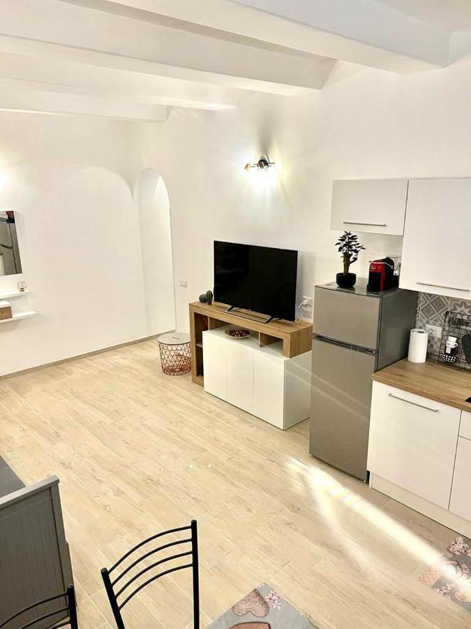 Guest House Mamy โรม ภายนอก รูปภาพ
